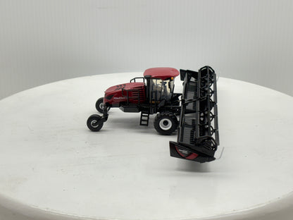 1/64 MacDon M1240