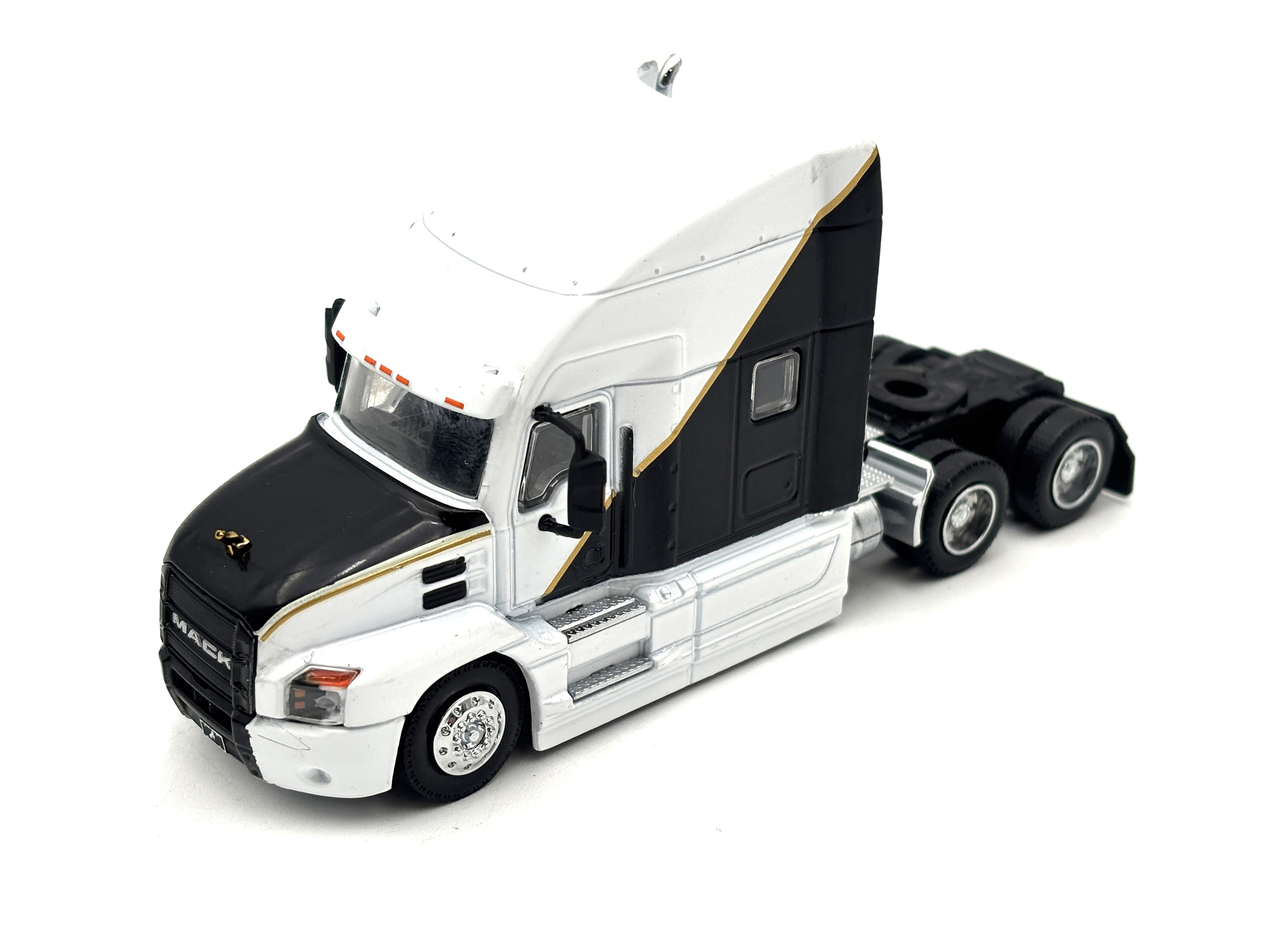 1/64 Mack Anthem