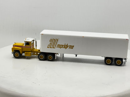 1/64 Mack R-Model Day Cab 125th