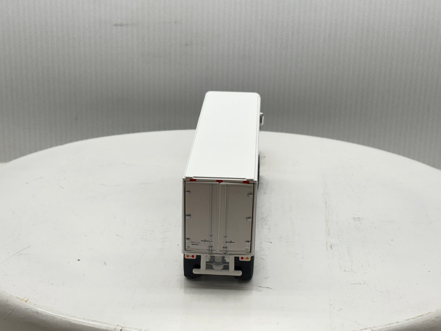 1/64 Mack R-Model Day Cab 125th