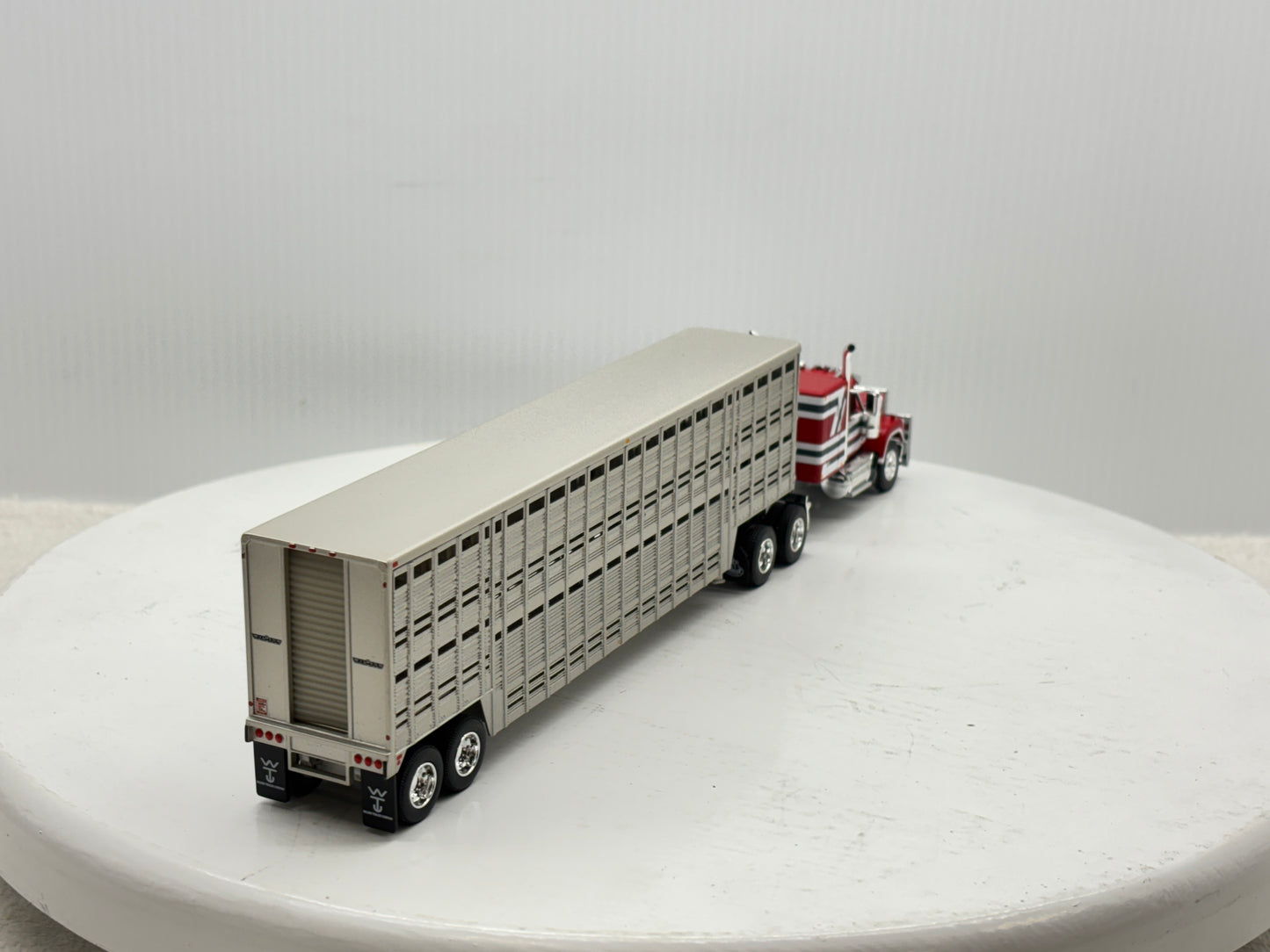1/64 Mack Super-Liner Midroof
