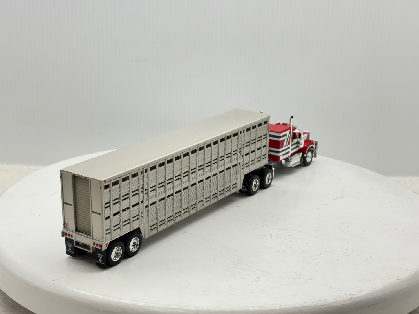 1/64 Mack Super-Liner Midroof