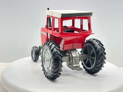1/16 Massey-Fergusson 1105