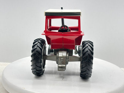 1/16 Massey-Fergusson 1105