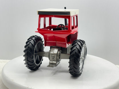 1/16 Massey-Fergusson 1105