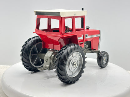 1/16 Massey-Fergusson 1105