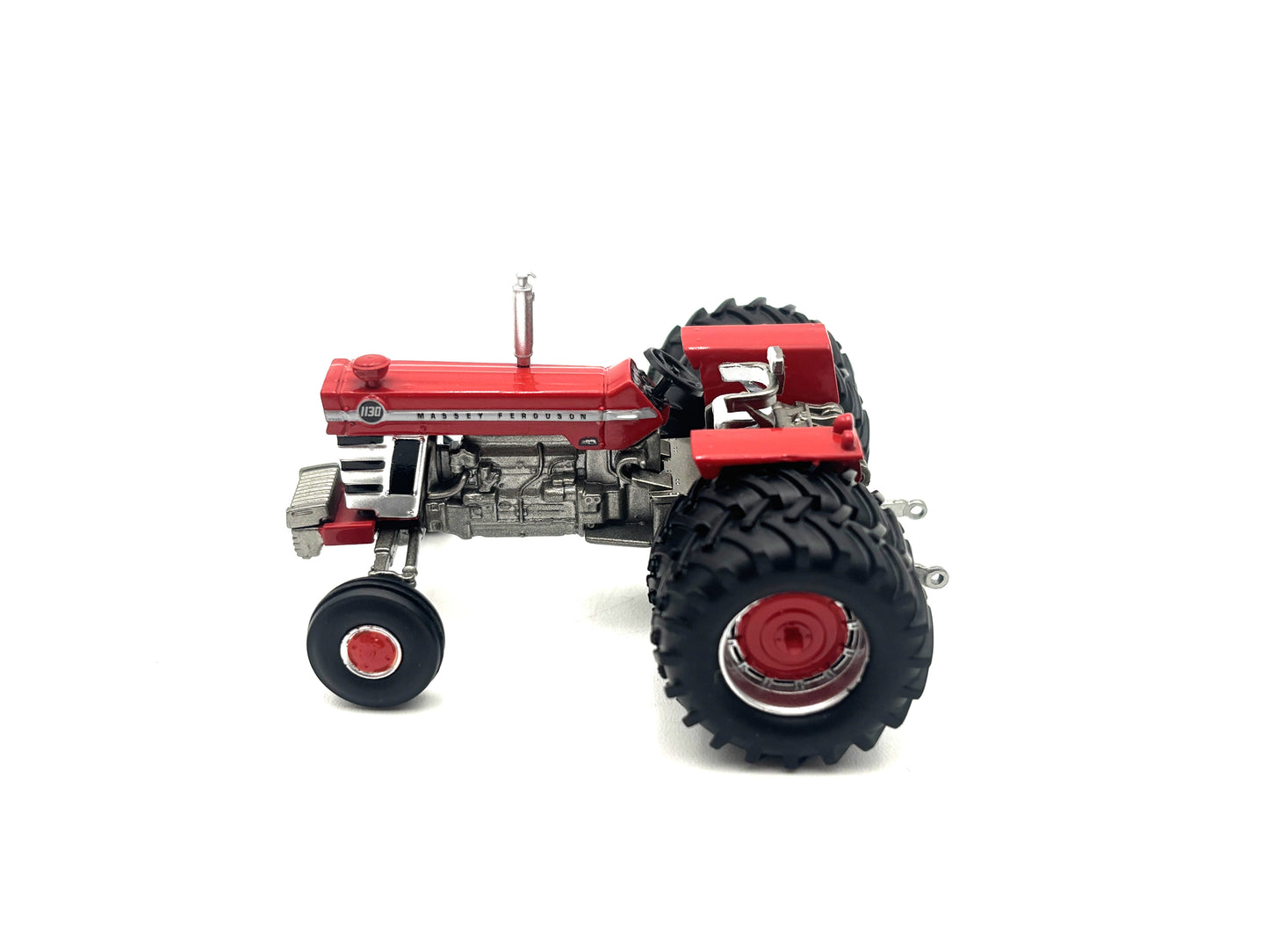 1/64 Massey Ferguson 1130