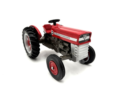 1/16 Massey Ferguson 135 Heritage