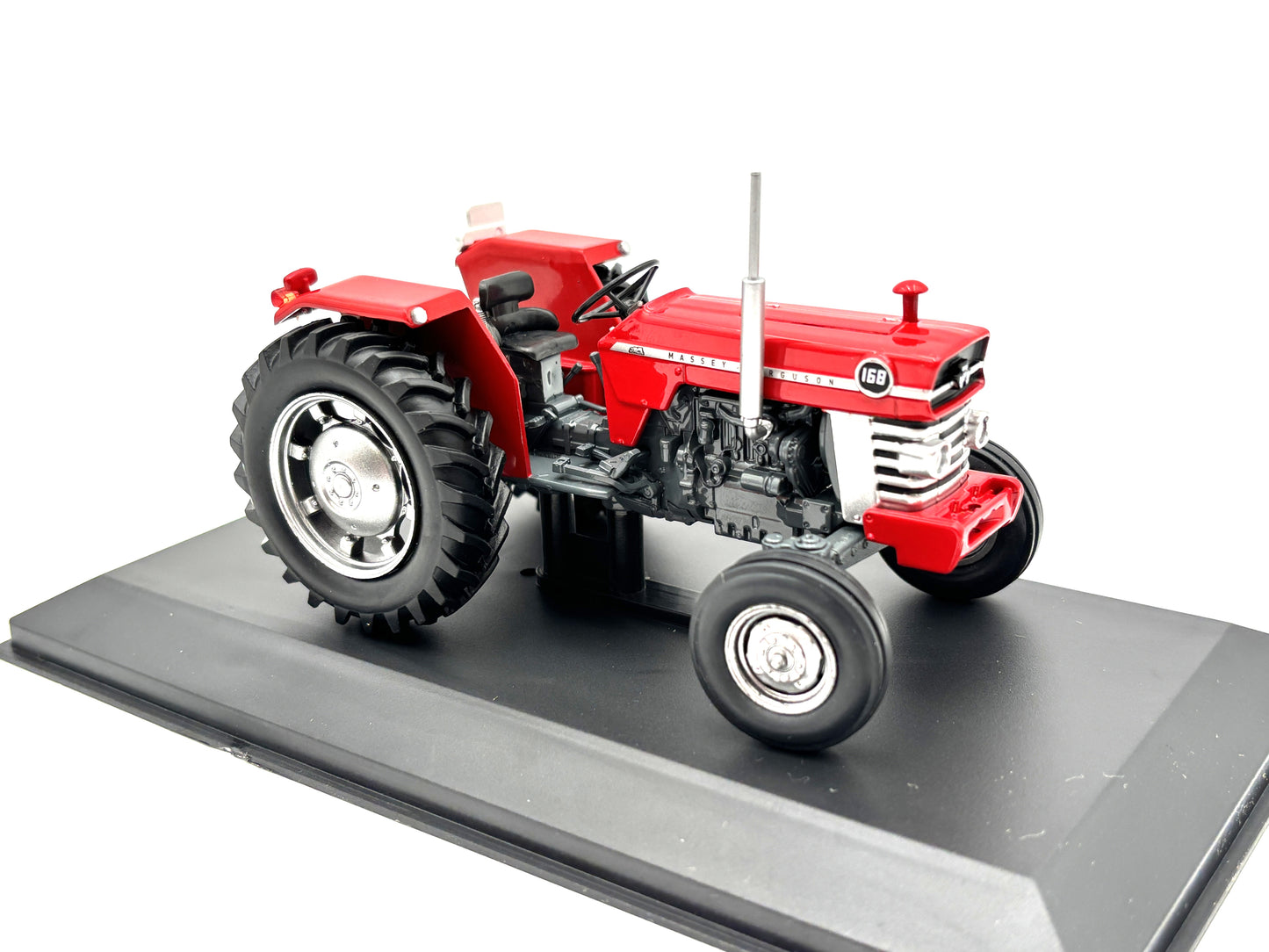 1/32 Massey Ferguson 168 2WD