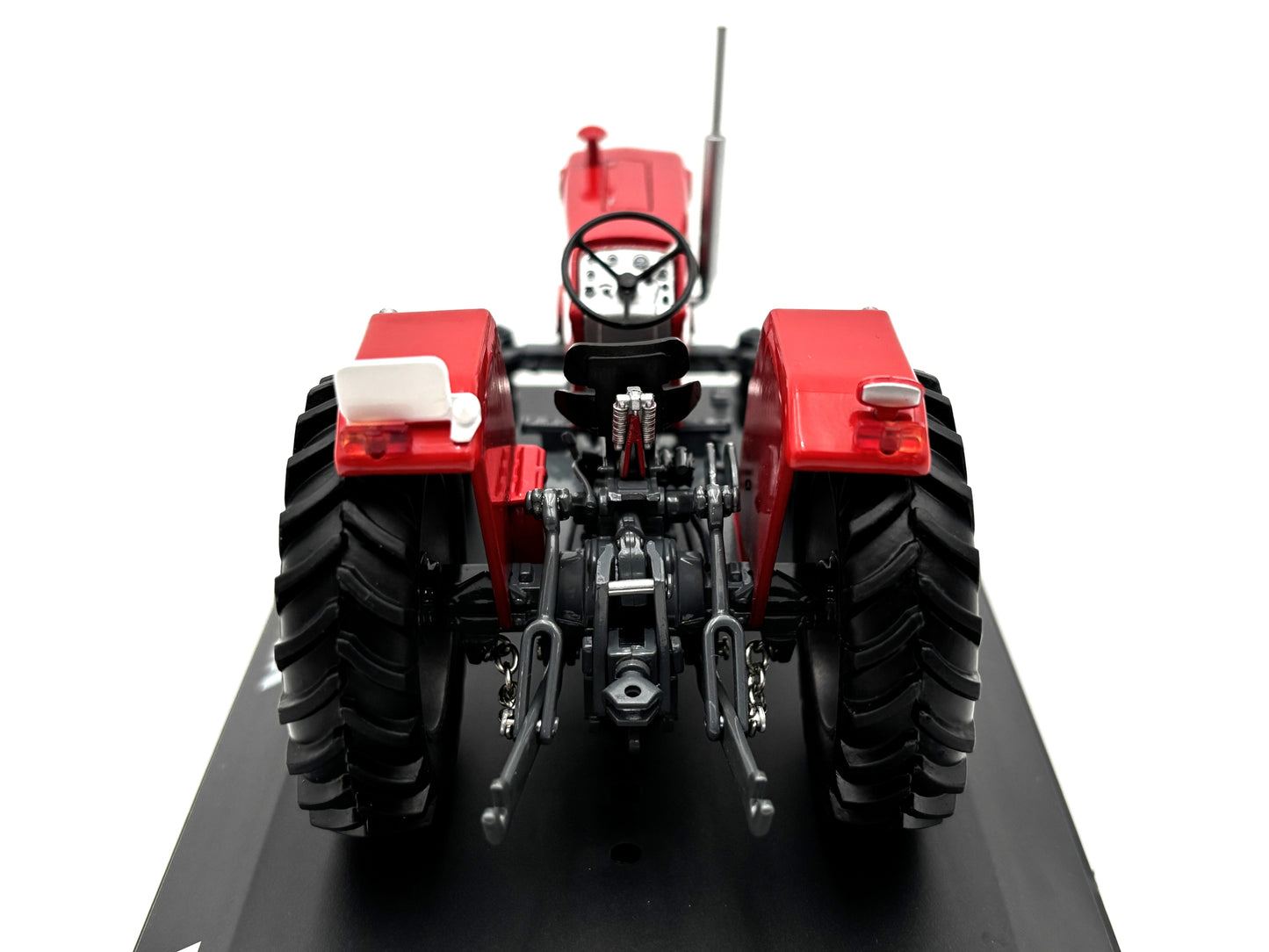 1/32 Massey Ferguson 168 2WD