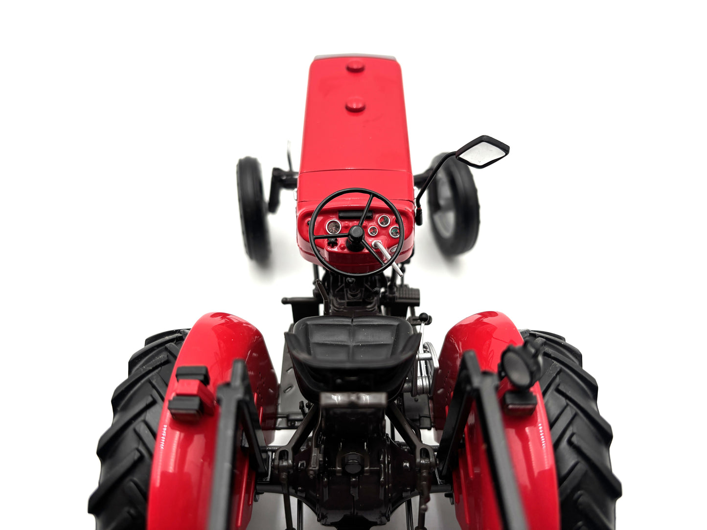 1/16 Massey Ferguson 230 Low Profile