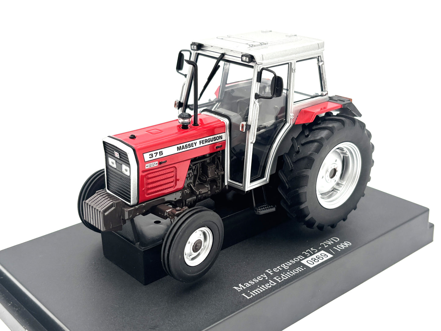 1/32 Massey Ferguson 375-2WD