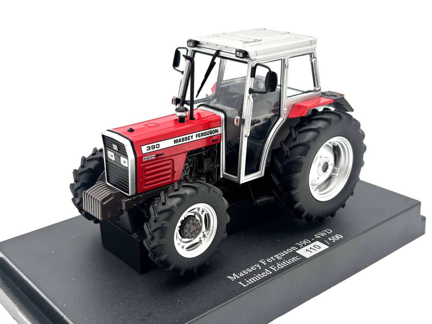 1/32 Massey Ferguson 390 MFWD