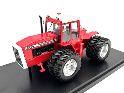 1/32 Massey Ferguson 5200