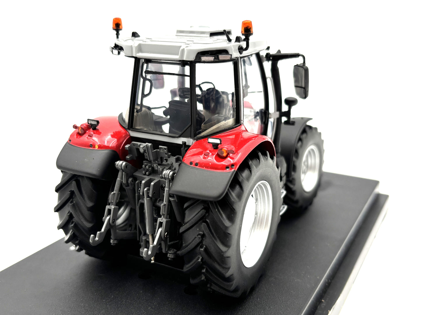 1/32 Massey Ferguson 55.125 French Colours