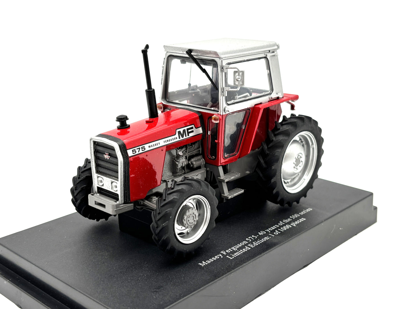 1/32 Massey Ferguson 575 AWD 40th Anniversary