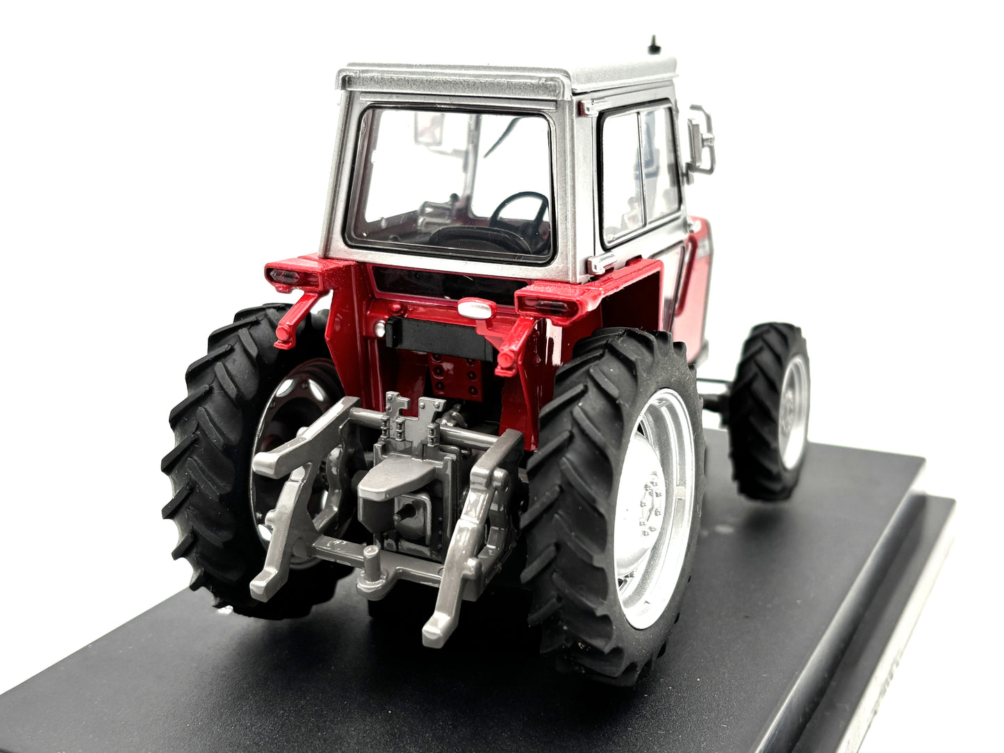 1/32 Massey Ferguson 575 AWD 40th Anniversary