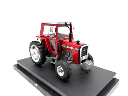 1/32 Massey Ferguson 590 with Cab