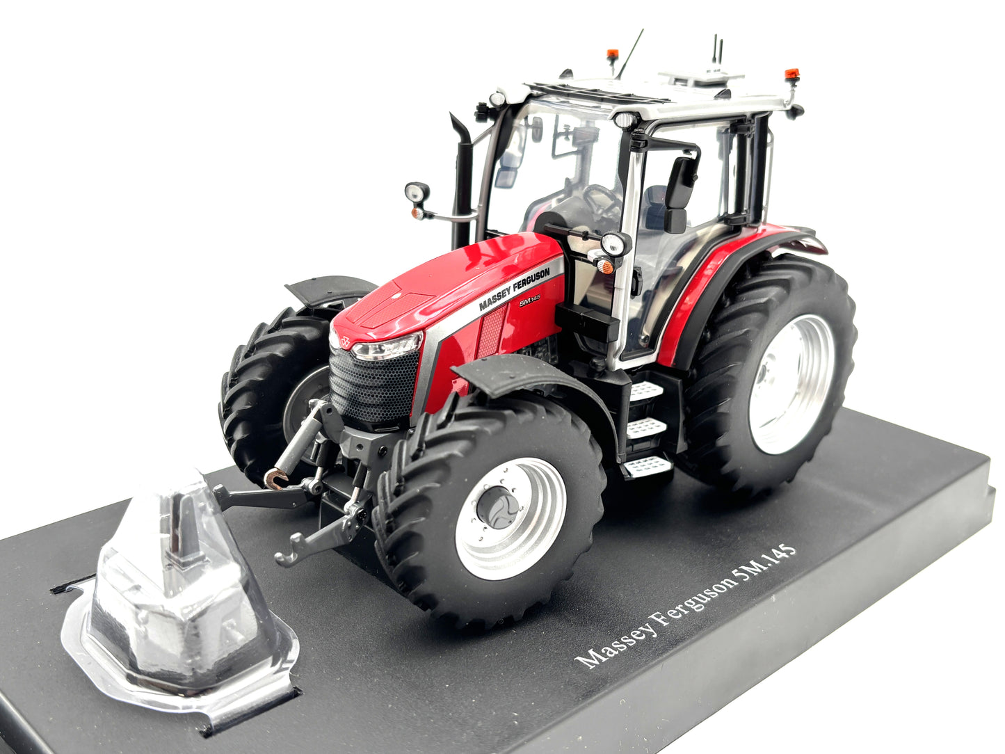 1/32 Massey Ferguson 5M.145 MFWD