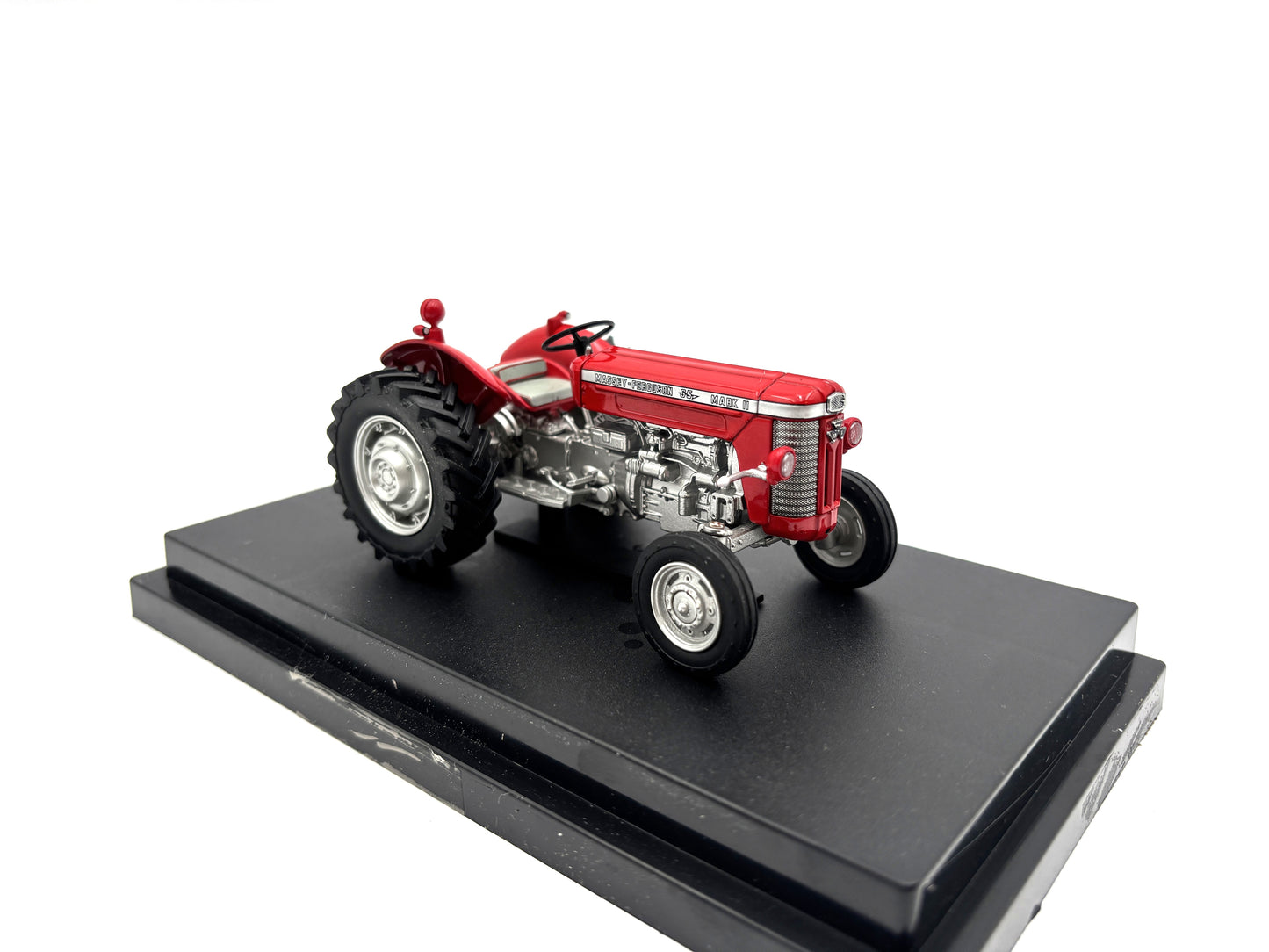 1/32 Massey Ferguson 65 MK II