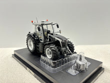 1/32 Massey Ferguson 7S.190 Black Edition