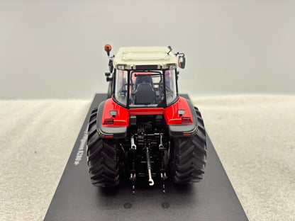 1/32 Massey Ferguson 8280 Xtra