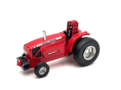 1/64 Massey Ferguson 8480 Trailblazer Puller
