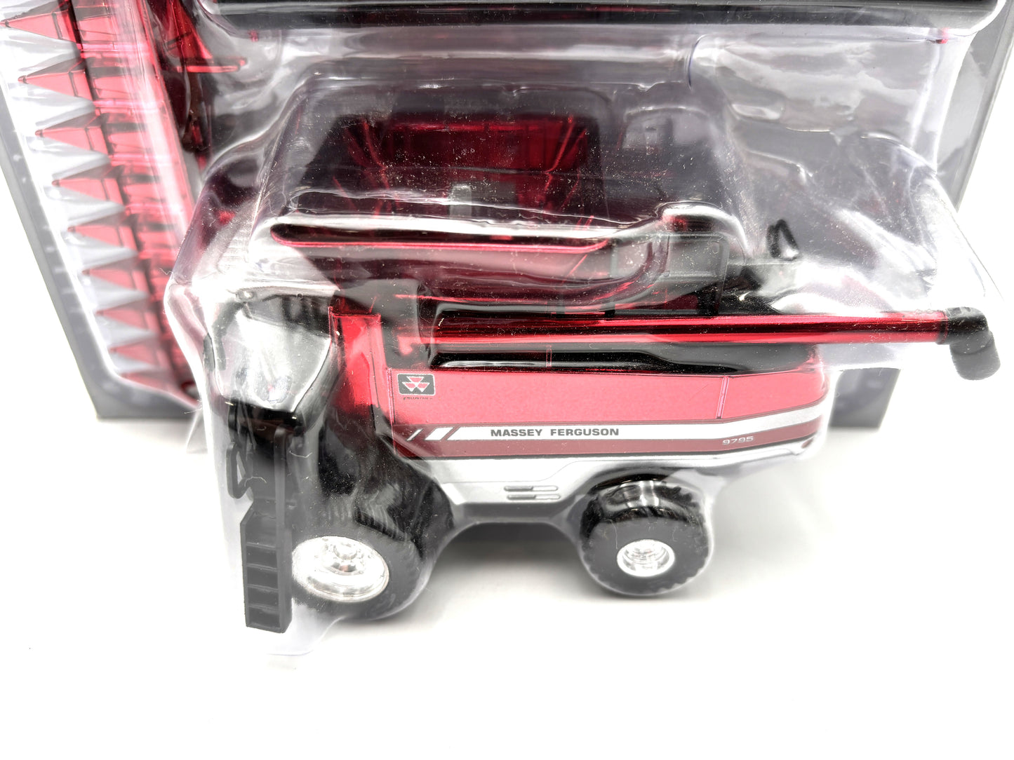 1/64 Massey Ferguson 9795 Red Chrome Farm Show