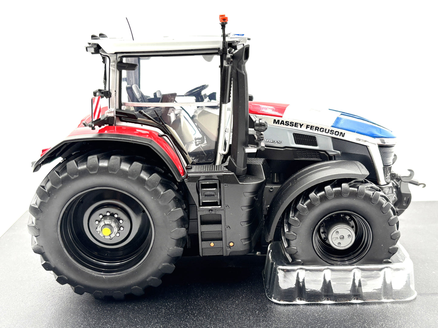 1/32 Massey Ferguson 9S.310 Blue-Black-Red