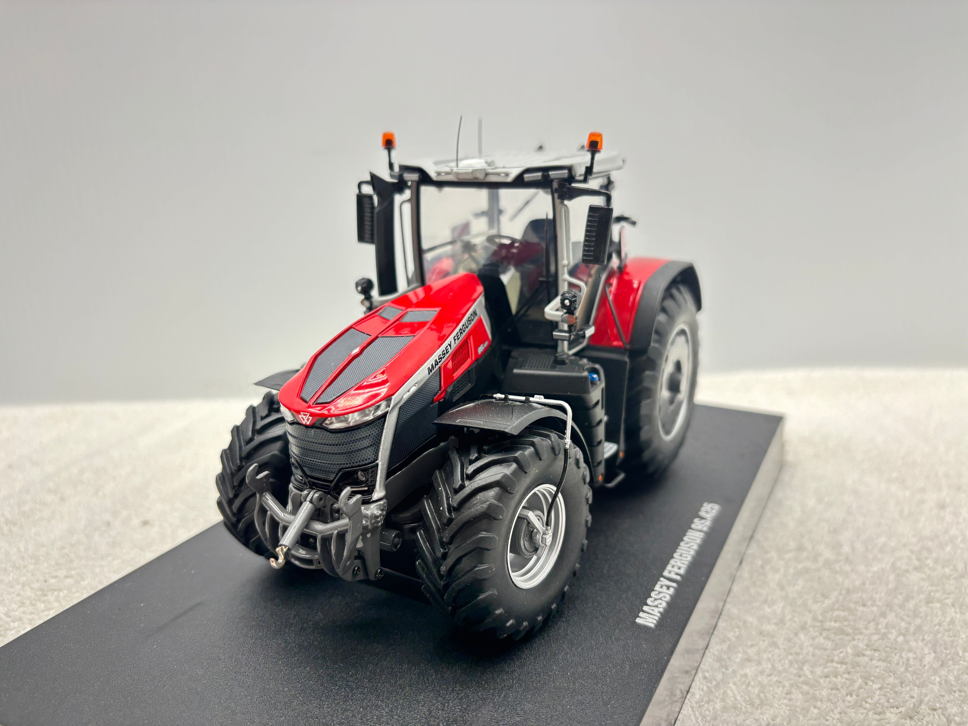 1/32 Massey Ferguson 9S.425 Agritechnica