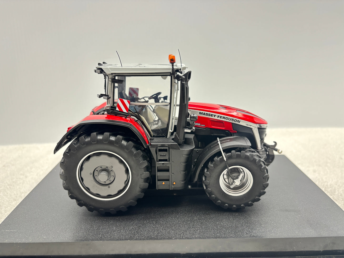 1/32 Massey Ferguson 9S.425 Agritechnica