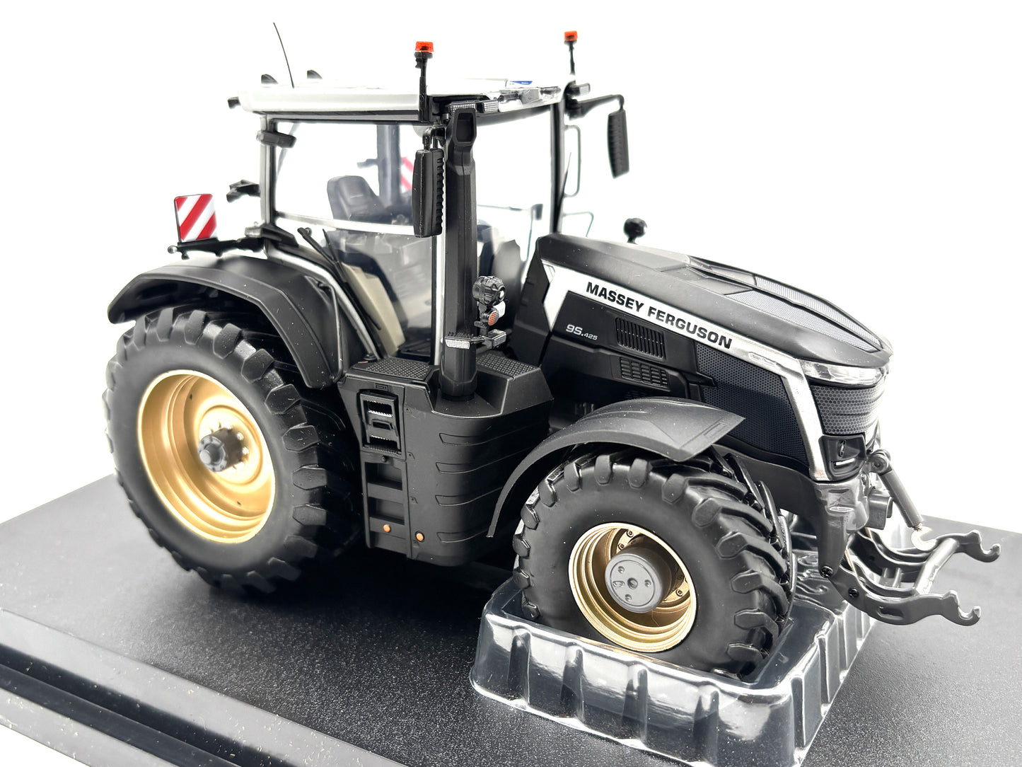 1/32 Massey Ferguson 9S.425 Matt Black with Gold rims