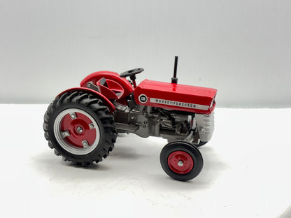 1/16 Massey Ferguson 135 National Farm Machinery Show