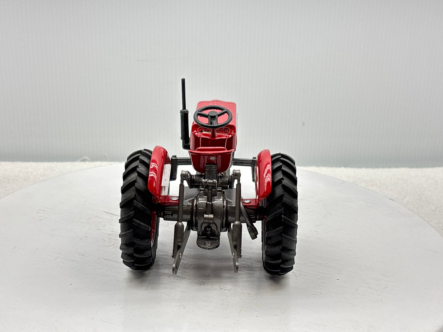 1/16 Massey Ferguson 135 National Farm Machinery Show