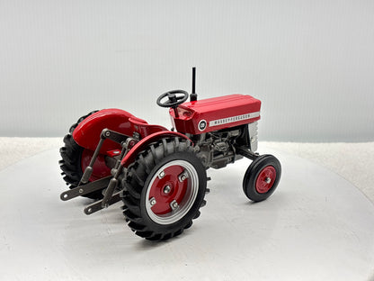 1/16 Massey Ferguson 135 National Farm Machinery Show