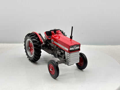 1/16 Massey Ferguson 135 National Farm Machinery Show
