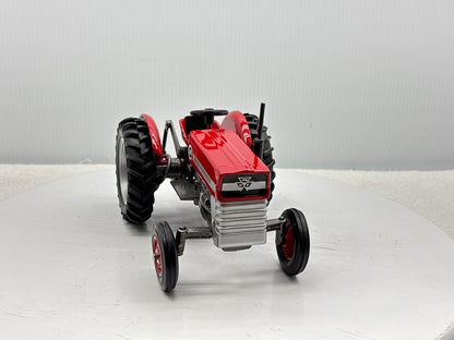 1/16 Massey Ferguson 135 National Farm Machinery Show