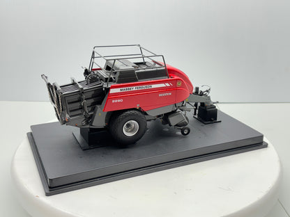1/32 Massey Ferguson 2290