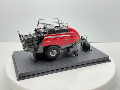 1/32 Massey Ferguson 2290