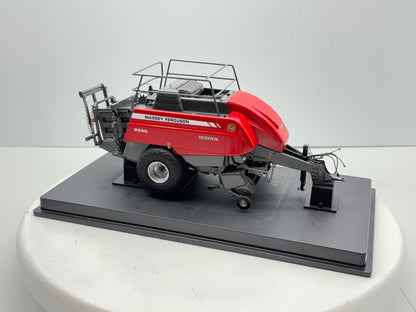 1/32 Massey Ferguson 2290