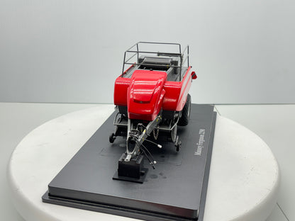 1/32 Massey Ferguson 2290