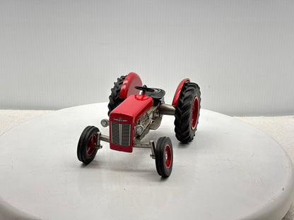 1/16 Massey Ferguson 35 Collectors Edition