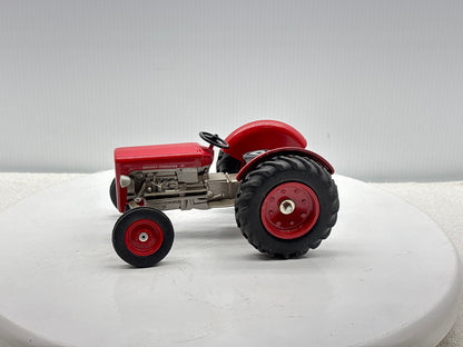 1/16 Massey Ferguson 35 Collectors Edition