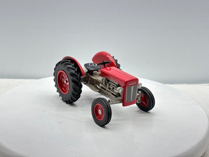 1/16 Massey Ferguson 35 Collectors Edition