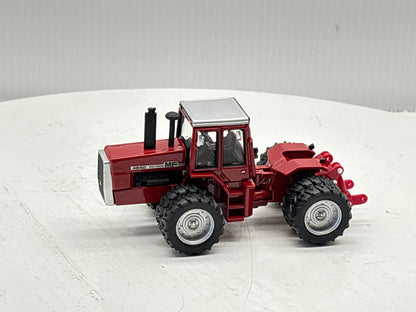 1/64 Massey Ferguson 4840 NFTS