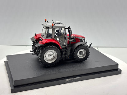 1/32 Massey Ferguson 65.180 Red