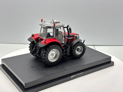 1/32 Massey Ferguson 65.180 Red