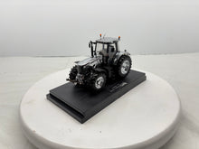 1/32 Massey Ferguson 7499