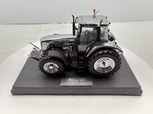 1/32 Massey Ferguson 7499