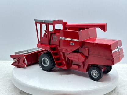 1/20 Massey Ferguson 860